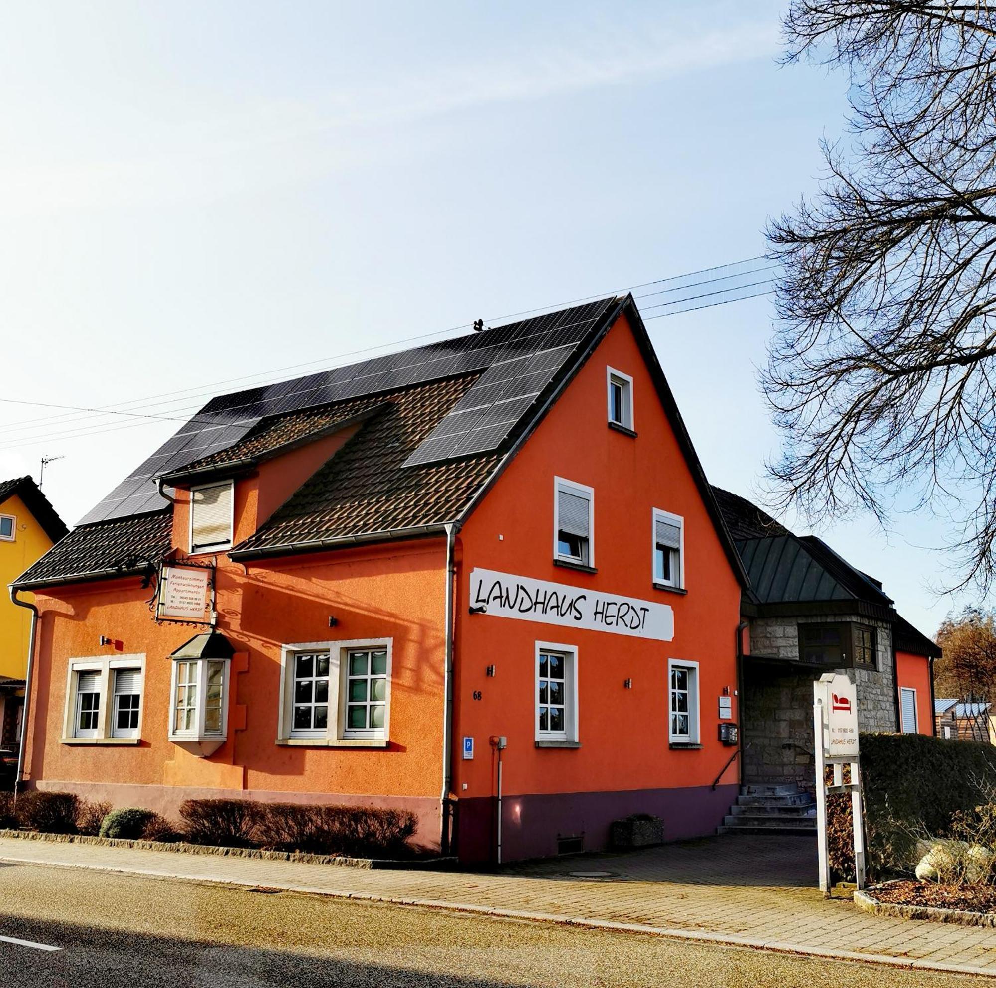 Landhaus Herdt Lauda-Koenigshofen Exterior photo
